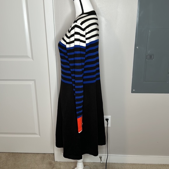 NWOT Vince Camuto Sweater Dress - Picture 4 of 6